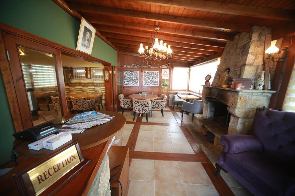 בוזקאדה Apollon Hotel מראה חיצוני תמונה